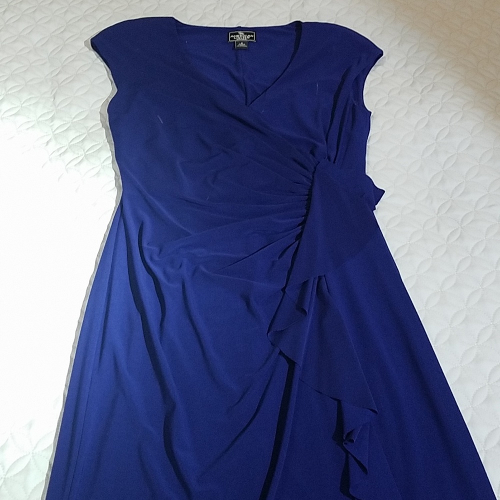 Cap sleeve dress